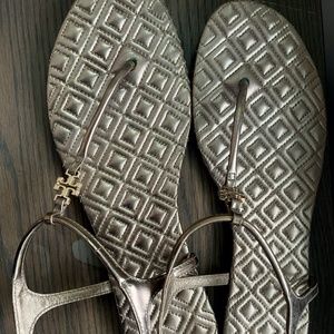 Tory Burch's Rose Gold flat sandal size 9 for women